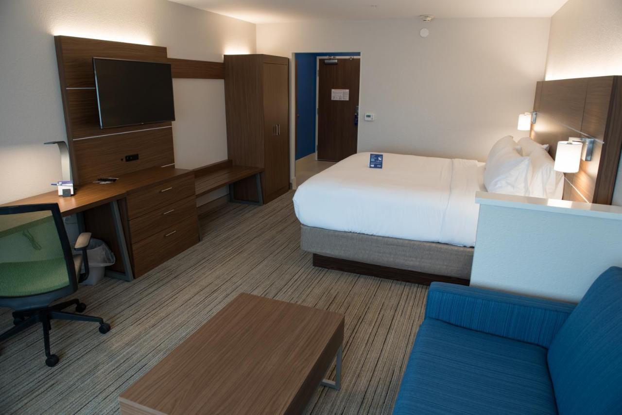 Express & North - Vandalia By Ihg Hotel 2*