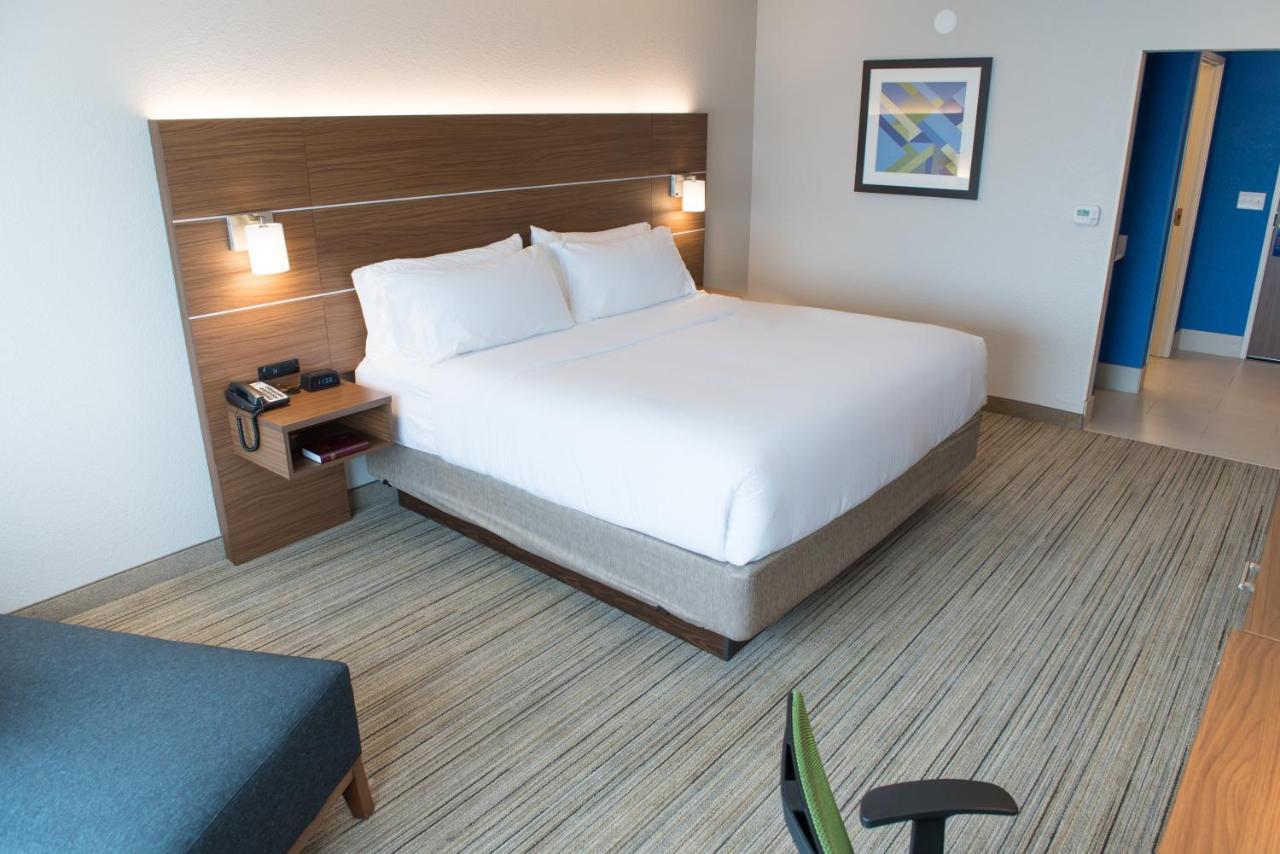 Hotel Express & North - Vandalia By Ihg 2*